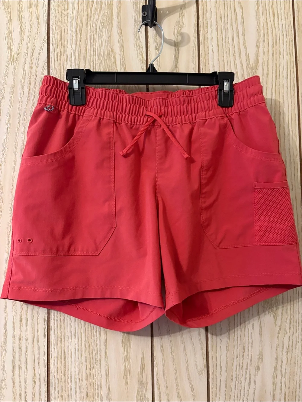 Women's Columbia Coral Drawstring Athletic Shorts with Utility Pockets
